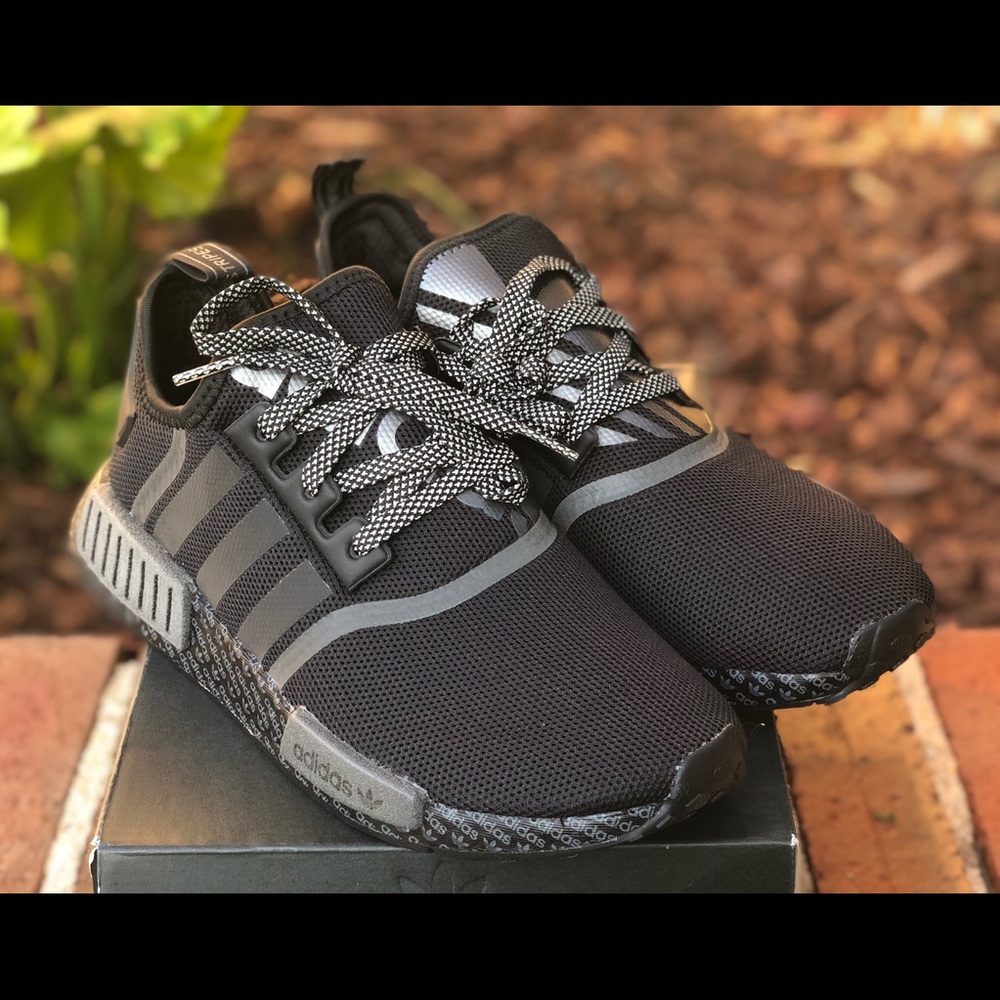 Adidas NMD R1 Sz 8.5M / 9.5W